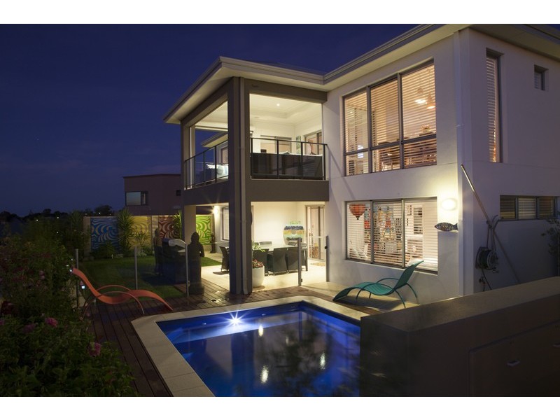 21 Endeavour Circle, Wannanup WA 6210