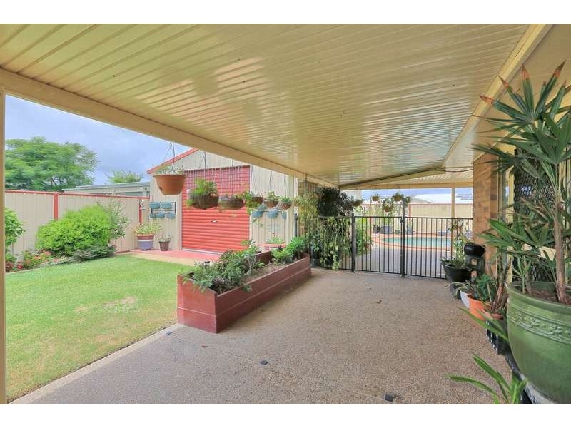 150  McCarthy street, Avenell Heights QLD 4670