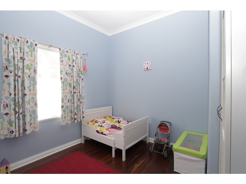 250 Ravenscar St, Doubleview WA 6018