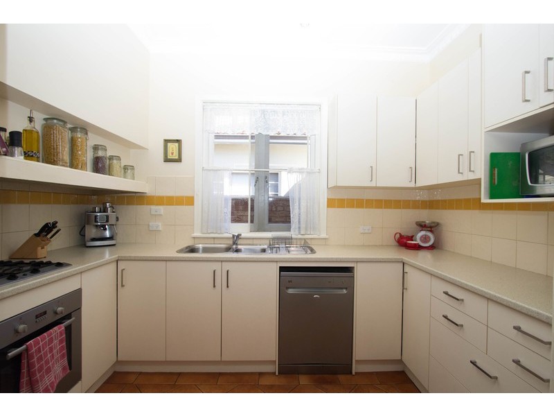 250 Ravenscar St, Doubleview WA 6018