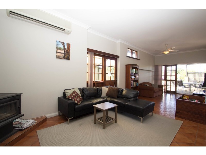 250 Ravenscar St, Doubleview WA 6018