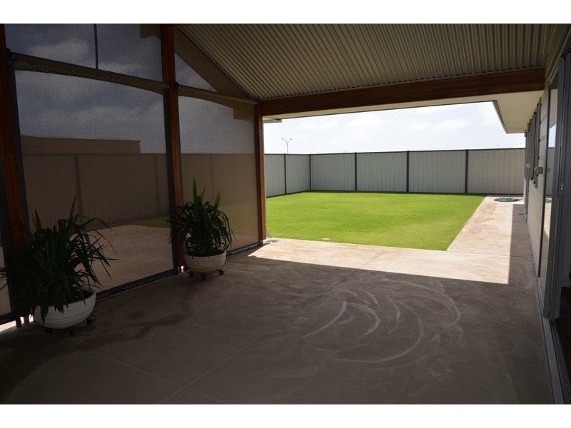 6 Byron Drive, Jurien Bay WA 6516