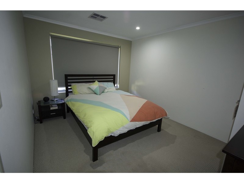 208 Castlewood Parkway, Southern River WA 6110