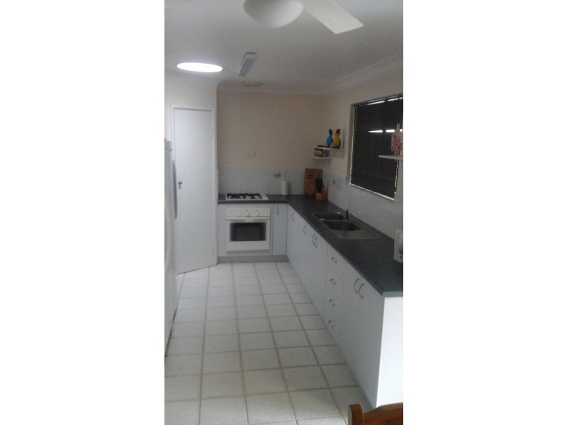 35 Matilda Avenue, Australind WA 6233