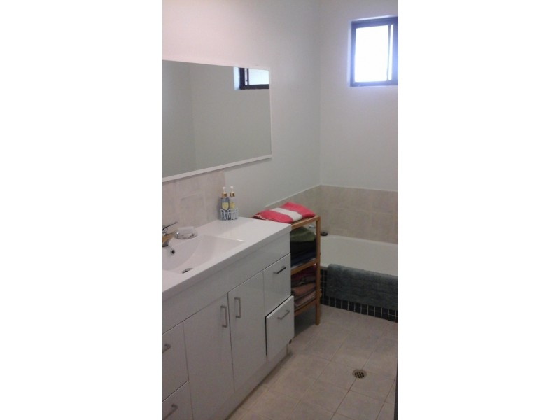 35 Matilda Avenue, Australind WA 6233