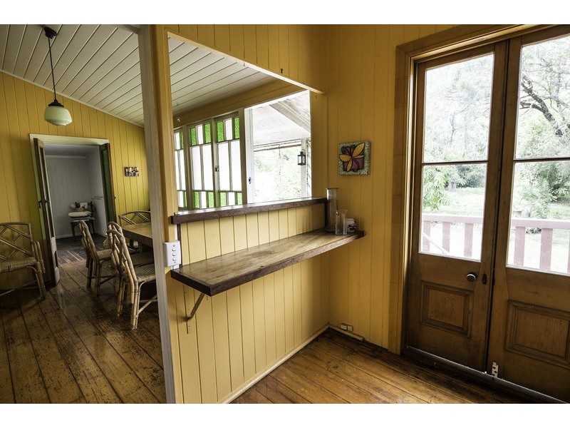 6 Hayne St, Woodend QLD 4305