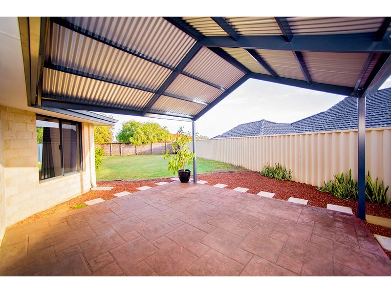 198 Norton Promenade, Dalyellup WA 6230