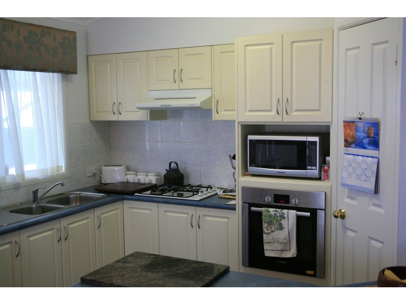 43/2489 South Western Hwy, Serpentine WA 6125