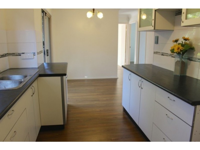 42  Whitlam Drive, Collingwood Park QLD 4301