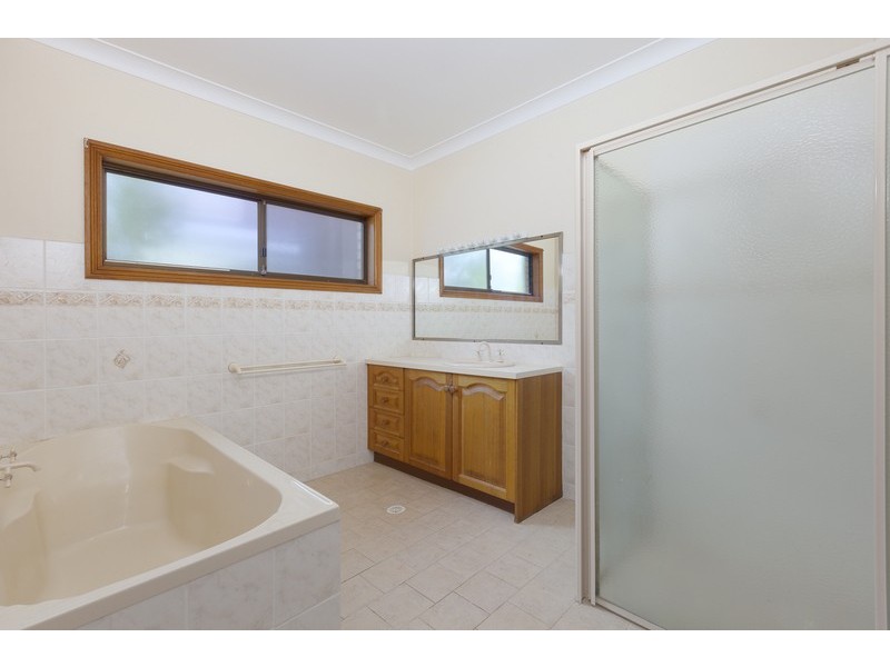 104 Scott Street, Shoalhaven Heads NSW 2535
