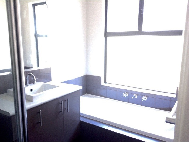 60 Badgerup  Avenue, Lakelands WA 6180