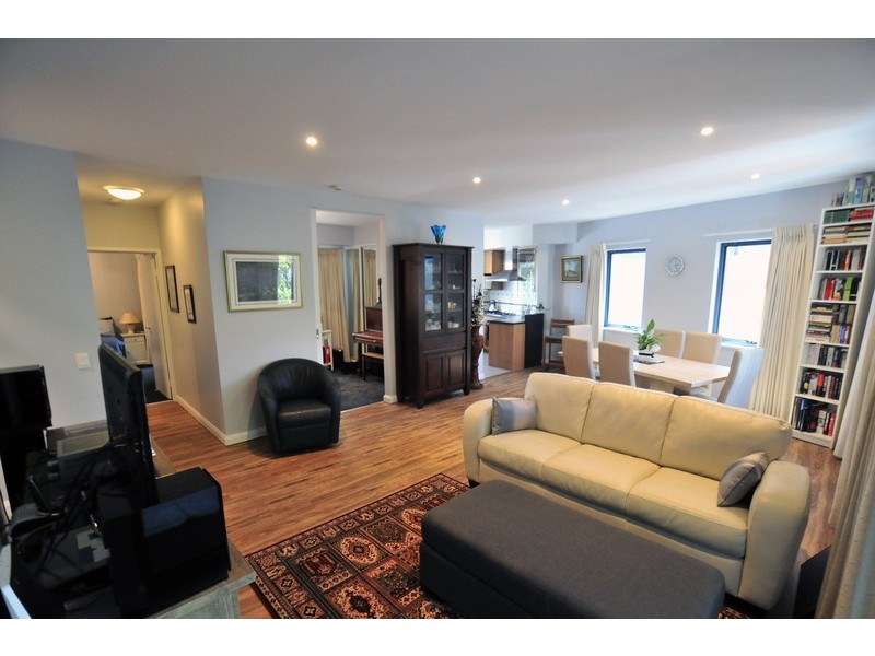 85 Mill Point Road, South Perth WA 6151