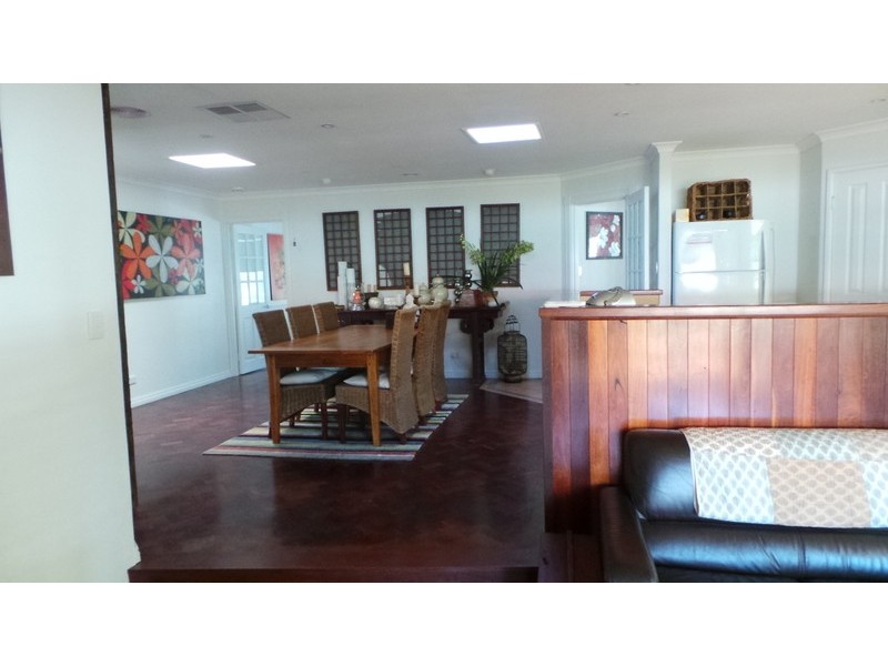 37 Castlereagh Circle, Port Kennedy WA 6172