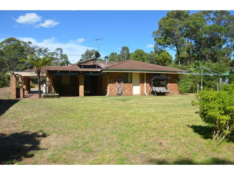 85 South Western Highway, Kirup WA 6251