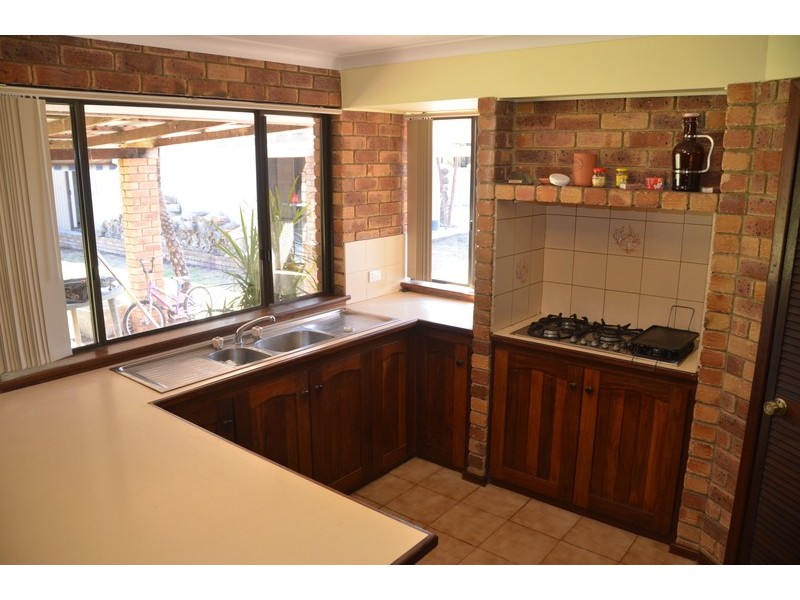 85 South Western Highway, Kirup WA 6251