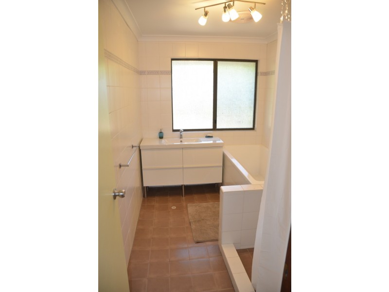 85 South Western Highway, Kirup WA 6251