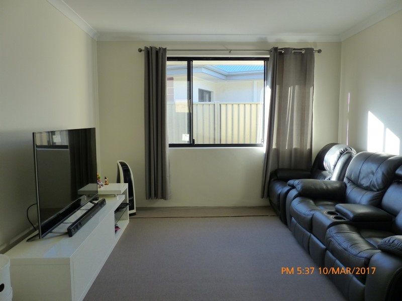 7 Mahoney Street, Success WA 6164