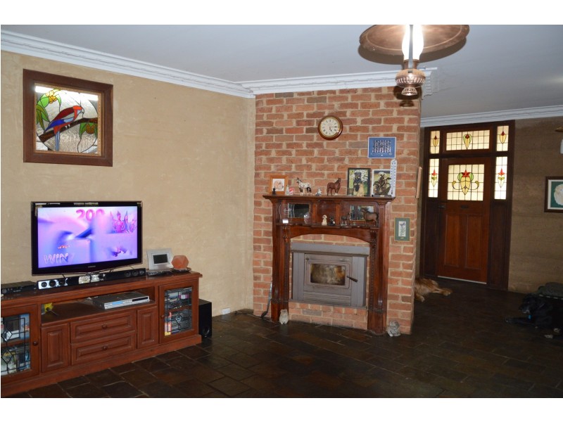 124 Mistletoe View, Crossman WA 6390