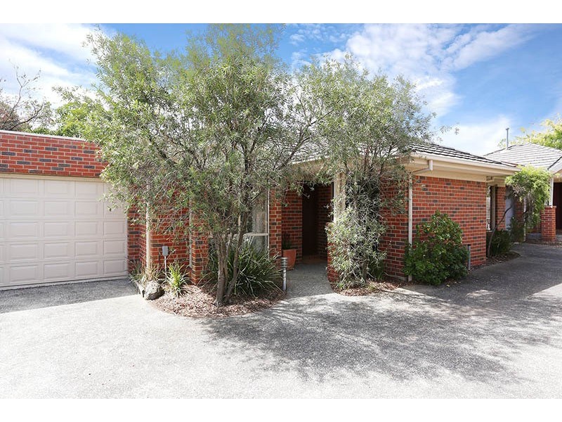 4/10 Lawson Parade, Heidelberg Heights VIC 3081