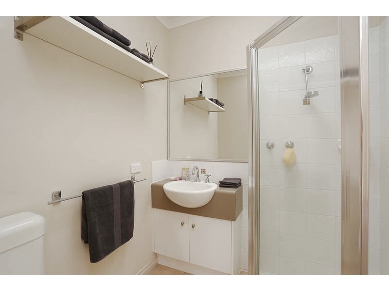 4/10 Lawson Parade, Heidelberg Heights VIC 3081
