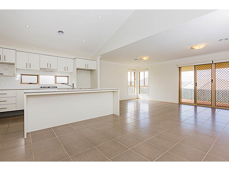 12 Walsh Drive, Goulburn NSW 2580