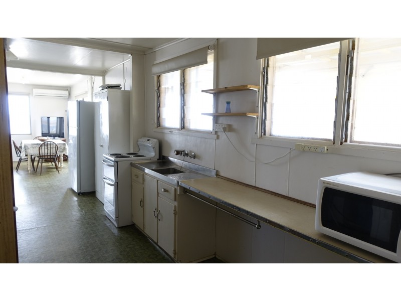 124 Black Point Drive, Black Point SA 5571