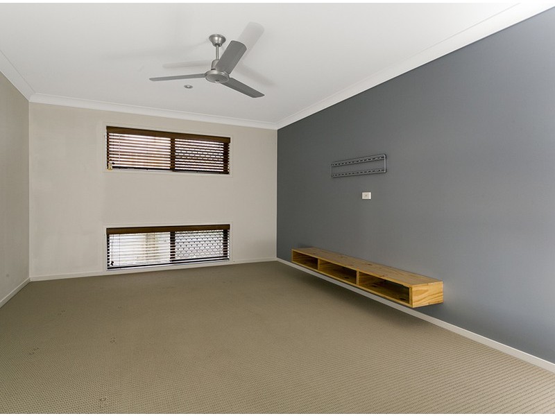 6 Tenzing Place, Springfield Lakes QLD 4300