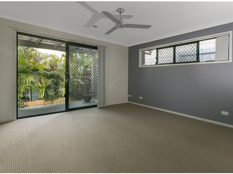 6 Tenzing Place, Springfield Lakes QLD 4300
