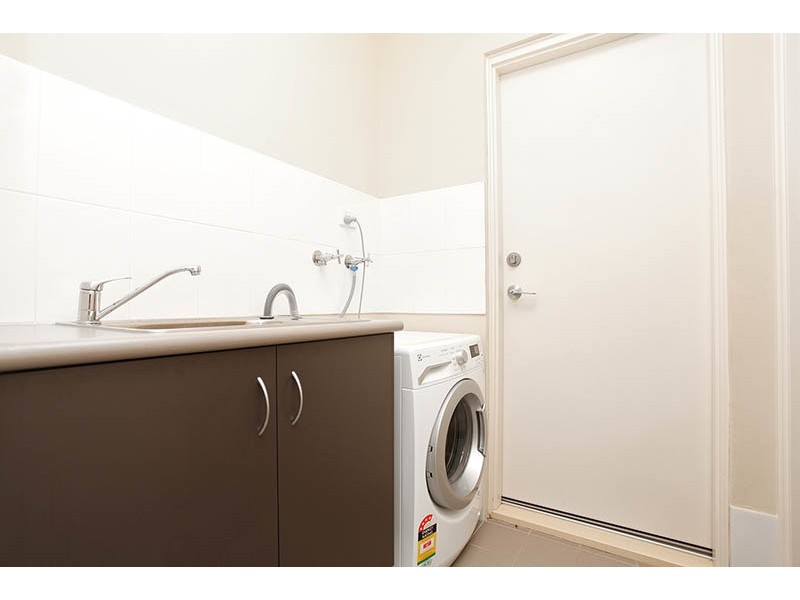 1/14a Norman Street, St James WA 6102