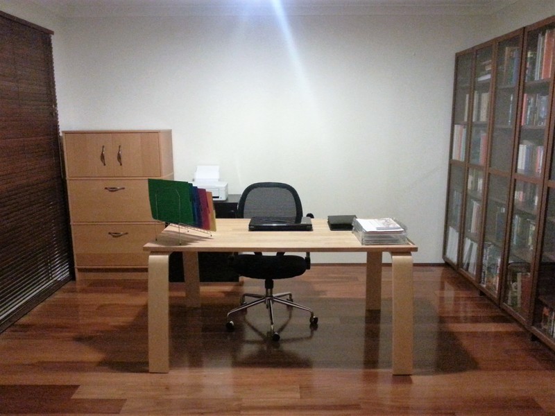 75  Kentucky Boulevard, Hocking WA 6065