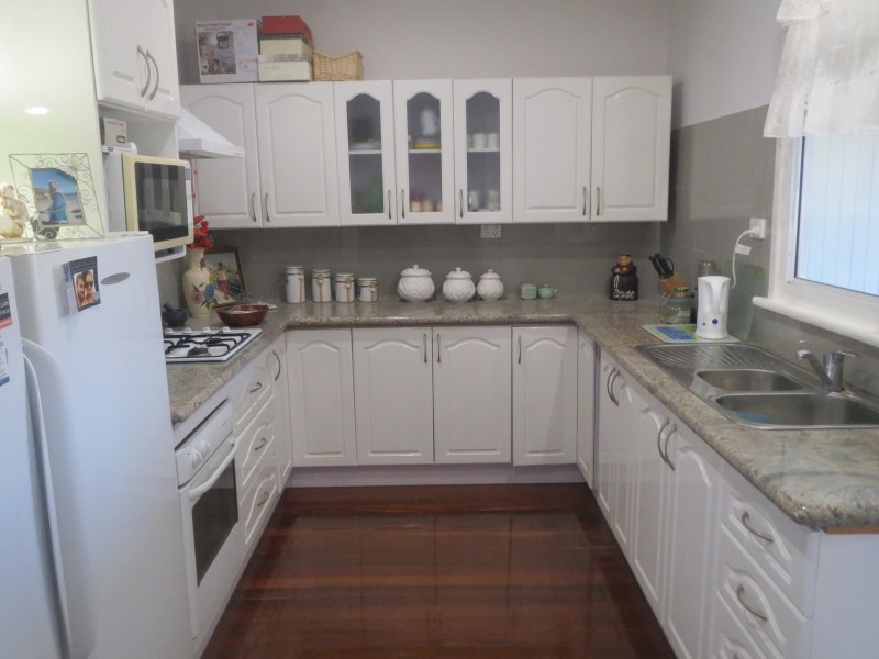 8 Miller Street, Bunbury WA 6230