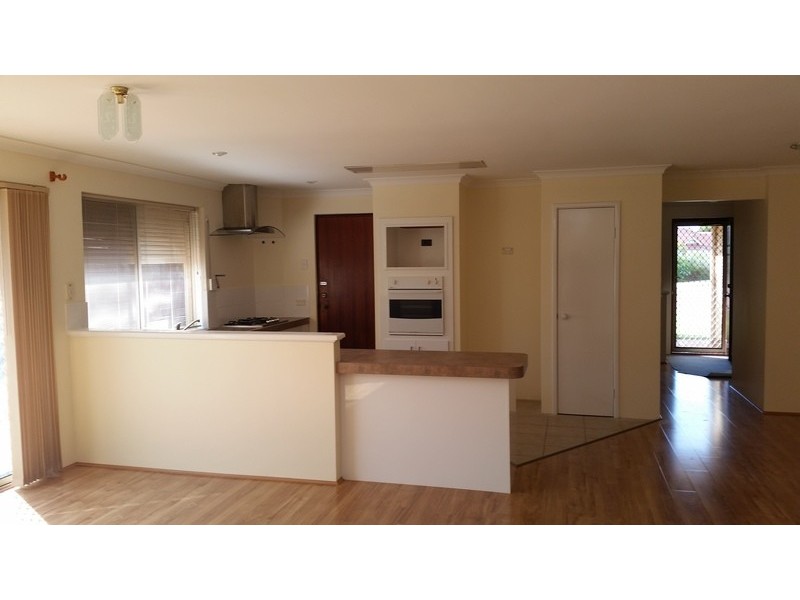 16 Willow Tree, Kewdale WA 6105