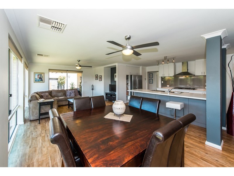 8 Pyke Gardens, Boddington WA 6390