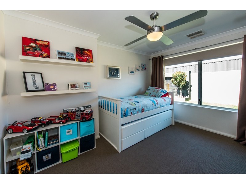 8 Pyke Gardens, Boddington WA 6390