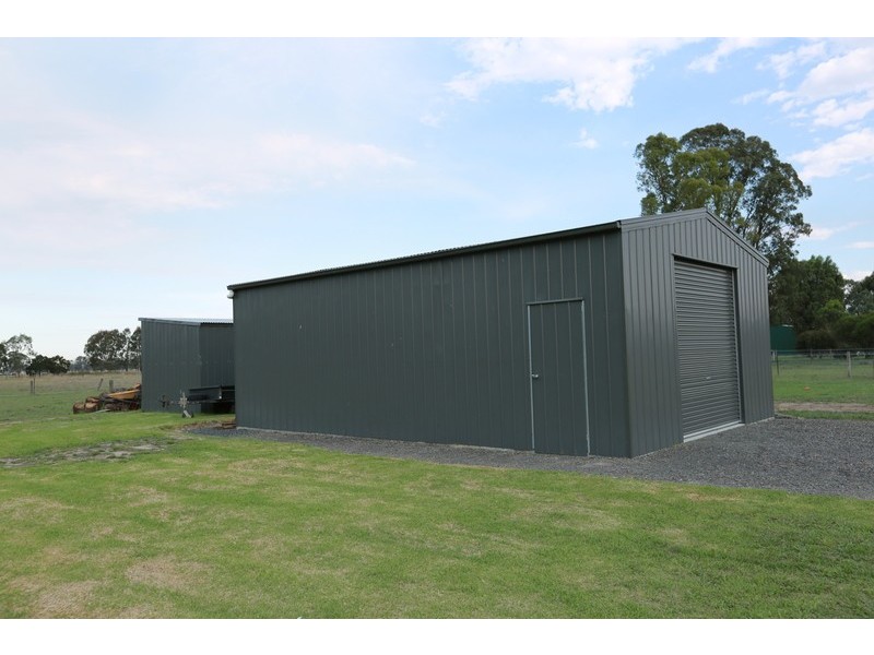 10 Stringer Road, Toongabbie VIC 3856