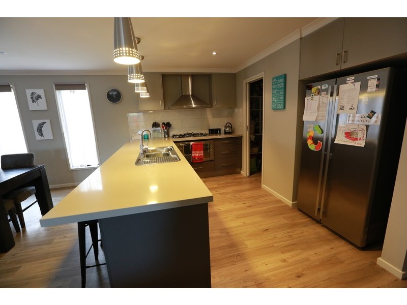 10 Stringer Road, Toongabbie VIC 3856