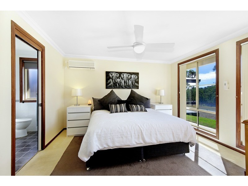 13 Llanrian Drive, Gowrie NSW 2330
