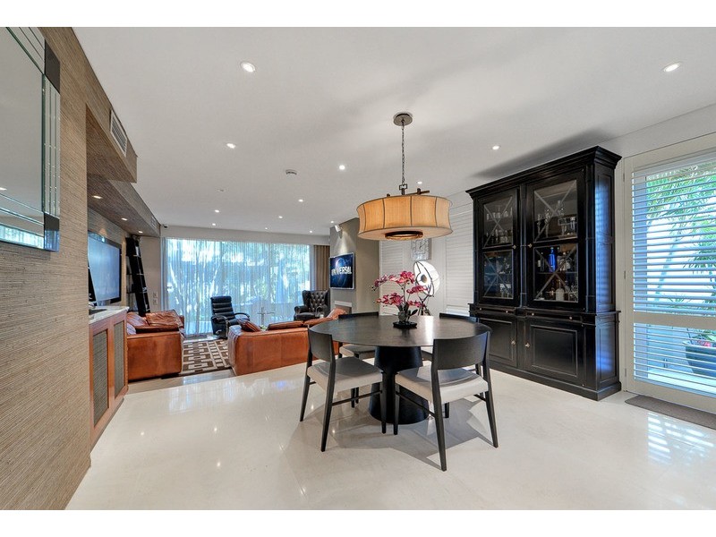 Main Beach QLD 4217