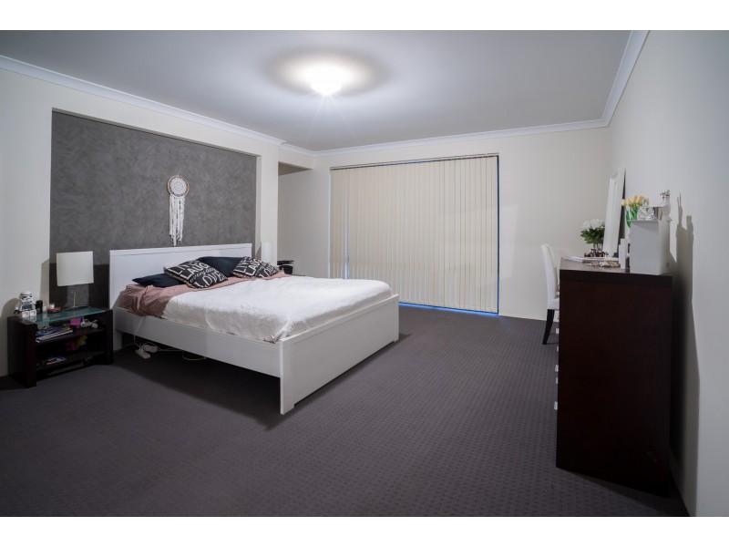 5 Vancouver Parade, Wanneroo WA 6065