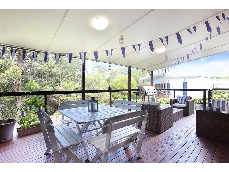 4 Pinbarren Court, Cooroy QLD 4563