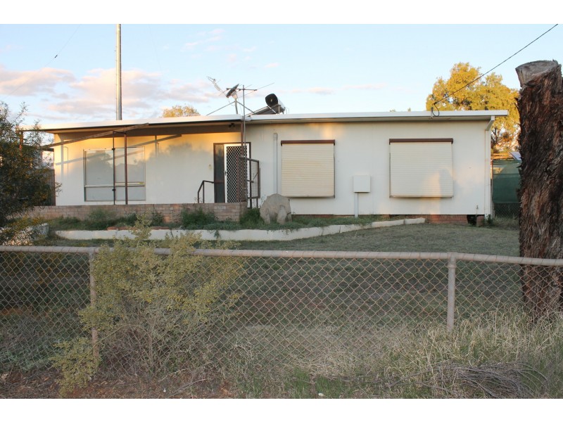 59 Attwood Street, Mount Magnet WA 6638