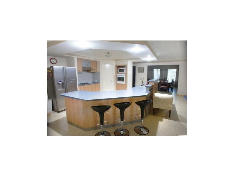 222 Adelaide Street, High Wycombe WA 6057