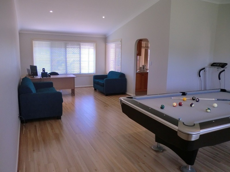 45 CORONET CRES, Burleigh Waters QLD 4220