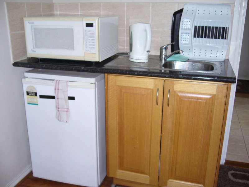 16 A Cookham Rd, Lathlain WA 6100