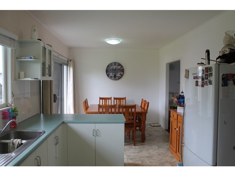 15 Edward Street, South Mackay QLD 4740