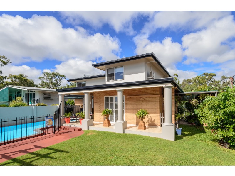 19 Hill Crescent, West Gladstone QLD 4680