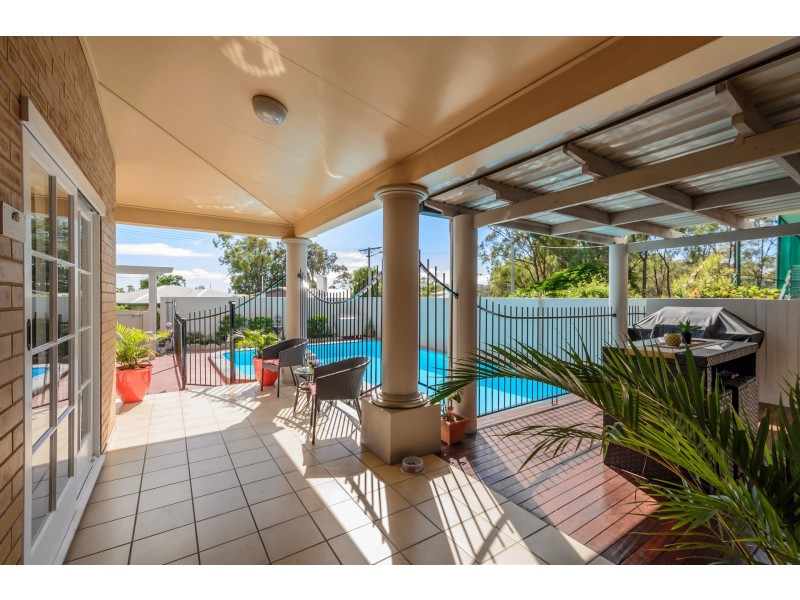 19 Hill Crescent, West Gladstone QLD 4680