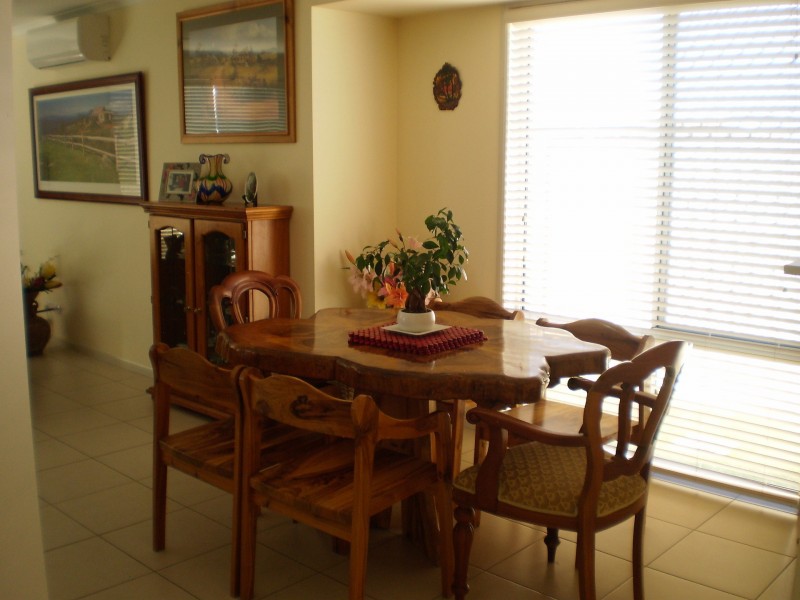 25 Murray Street, Oakey QLD 4401