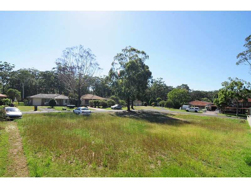 31 Hollingsworth Cresent, Callala Bay NSW 2540
