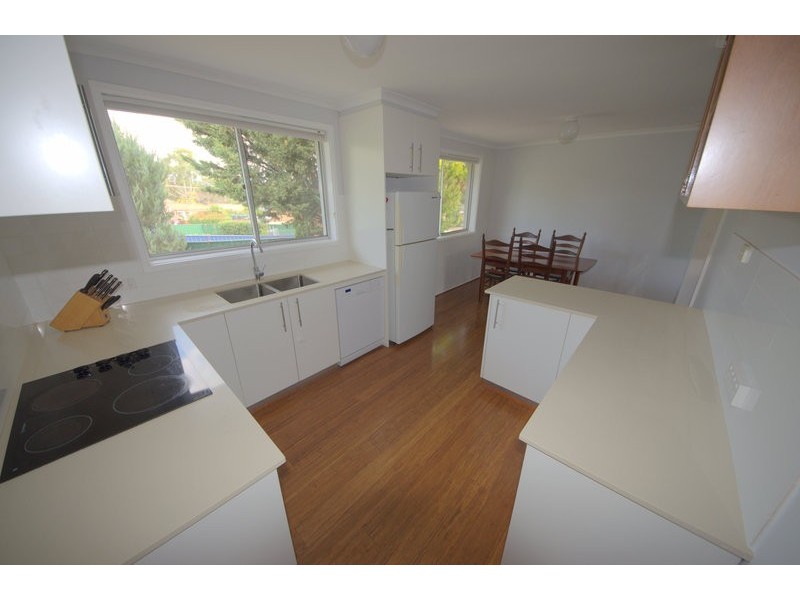 84 Degraves Crescent, Wanniassa ACT 2903